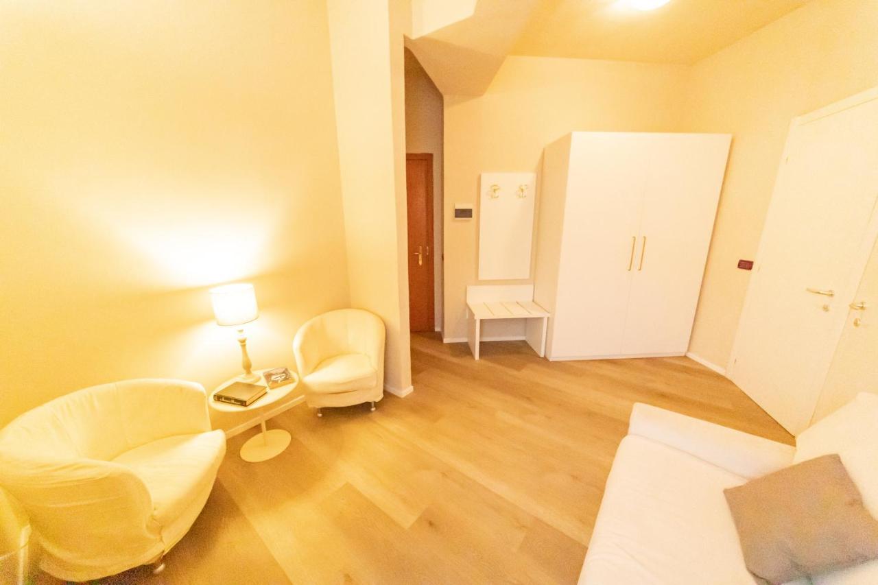 Hotel Rosa Dei Venti Lerici Esterno foto