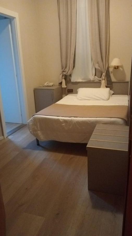 Hotel Rosa Dei Venti Lerici Esterno foto