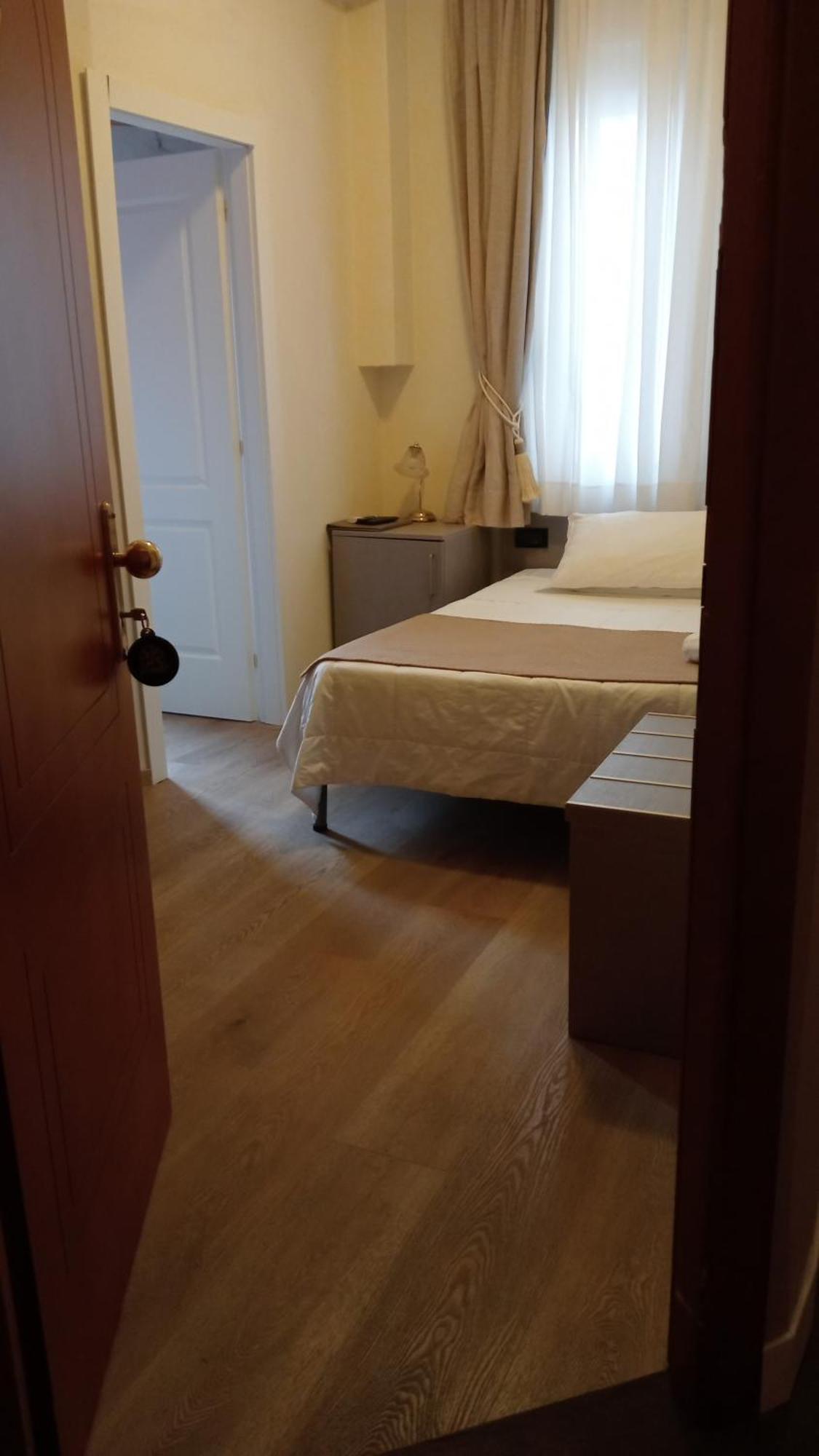 Hotel Rosa Dei Venti Lerici Esterno foto